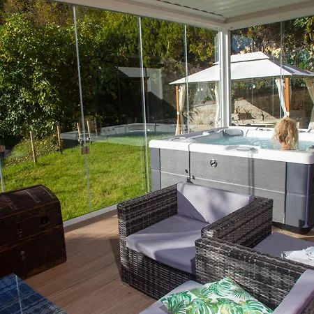 Villa Sumbilla, Modern, With Sauna, Heated Jacuzzi Near Tuscany