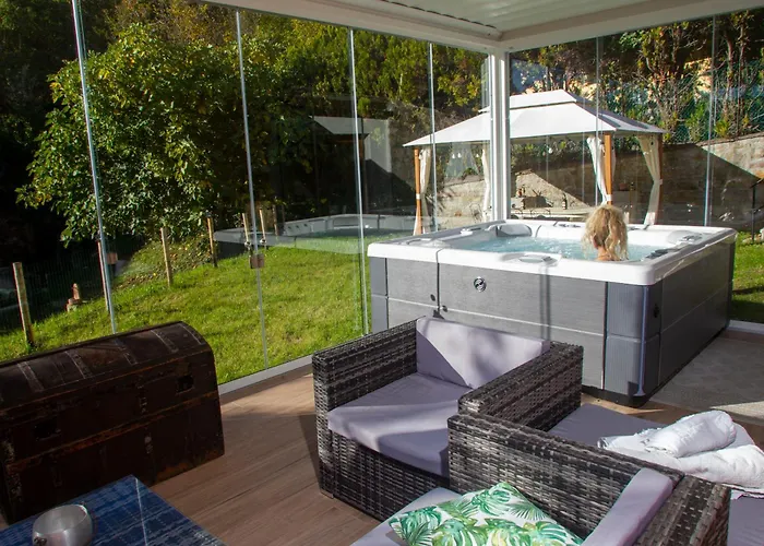 Βίλα Sumbilla, Modern, With Sauna, Heated Jacuzzi Near Tuscany